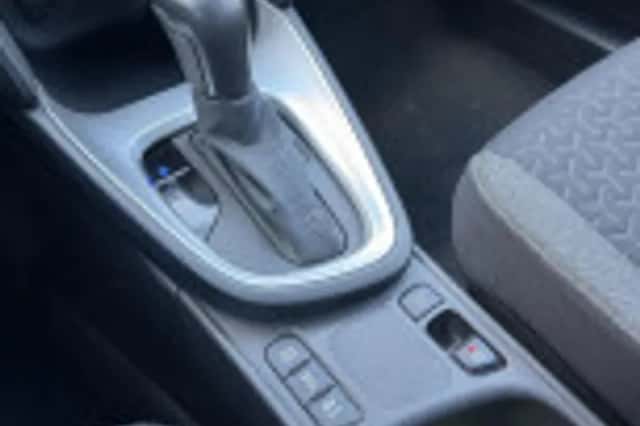 Toyota Yaris Cross (2022) thumbnail 40