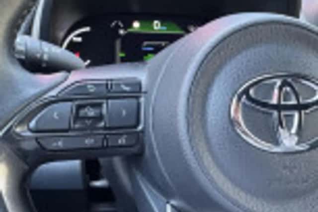 Toyota Yaris Cross (2022) thumbnail 42