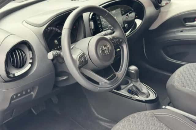 Toyota Aygo X (2023) thumbnail 2