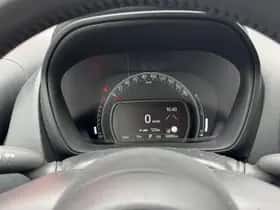 Toyota Aygo X (2023) thumbnail 15