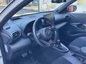 Toyota Yaris Cross (2023) thumbnail 12