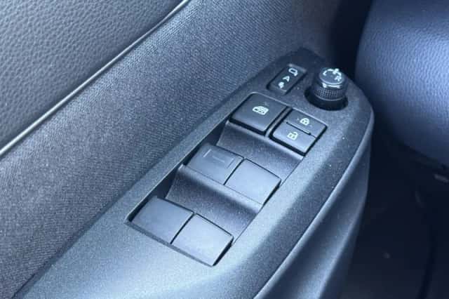 Toyota Yaris Cross (2023) thumbnail 21