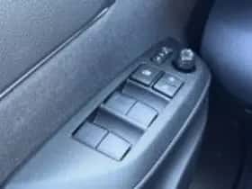 Toyota Yaris Cross (2023) thumbnail 54