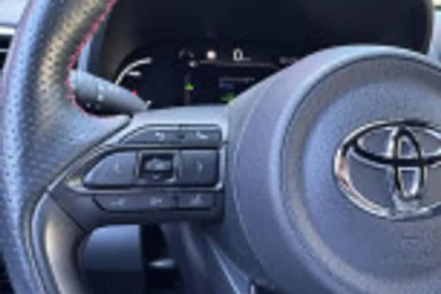 Toyota Yaris Cross (2023) thumbnail 61