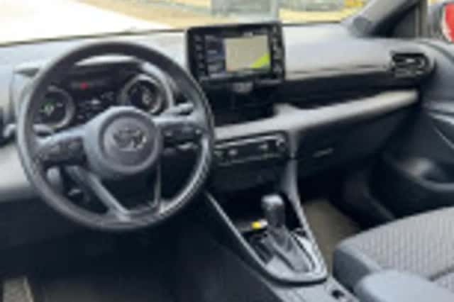 Toyota Yaris (2022) thumbnail 35