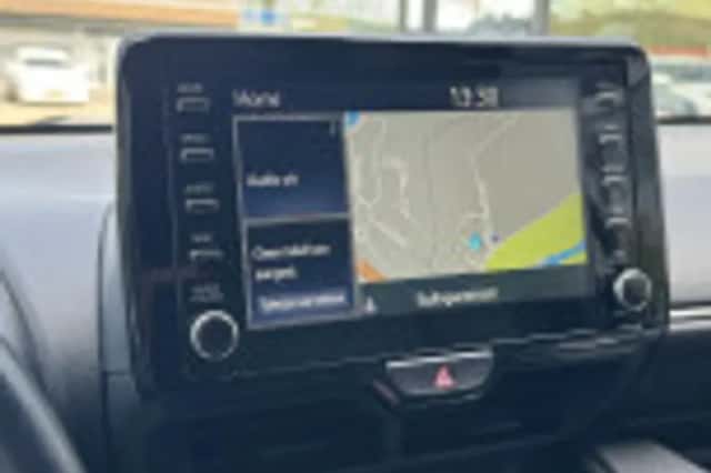 Toyota Yaris (2022) thumbnail 41