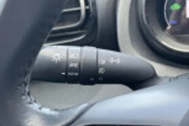 Toyota Yaris (2022) thumbnail 44