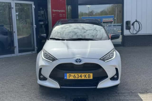 Toyota Yaris (2022) thumbnail 52