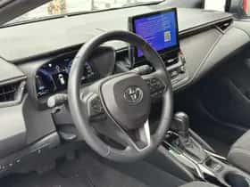 Toyota Corolla (2023) thumbnail 13