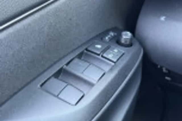 Toyota Yaris Cross (2026) thumbnail 44