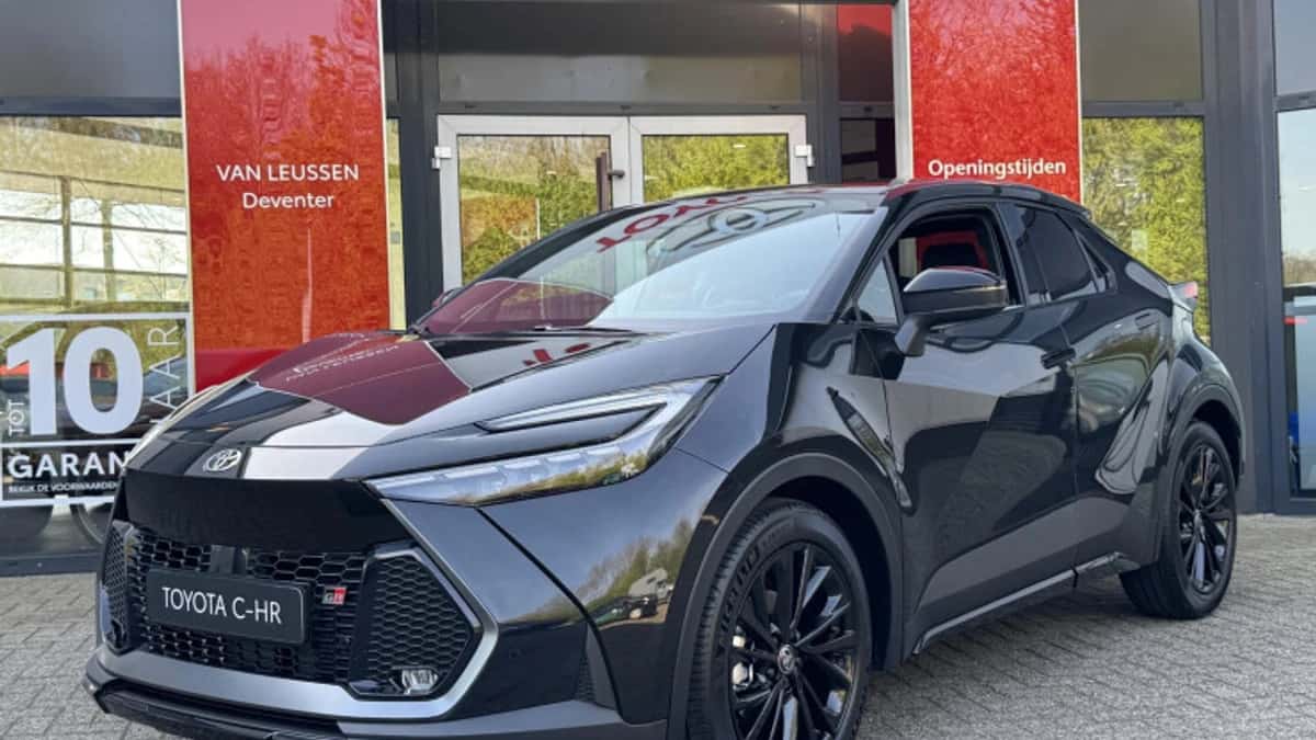 Toyota C hr (2026) — foto 1