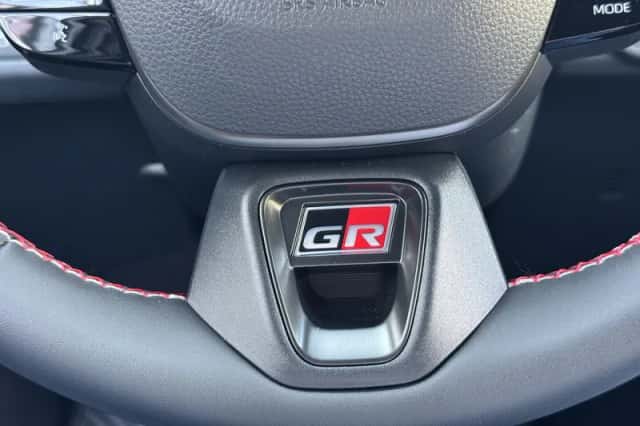 Toyota C hr (2026) thumbnail 26