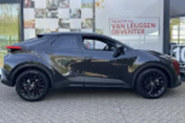 Toyota C hr (2026) thumbnail 34