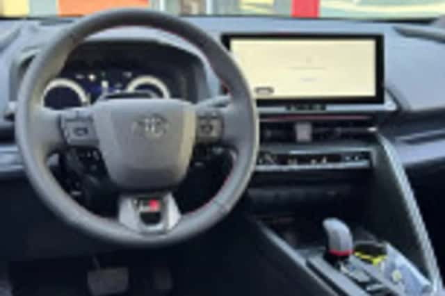 Toyota C hr (2026) thumbnail 40