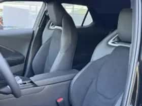 Toyota C hr (2026) thumbnail 5