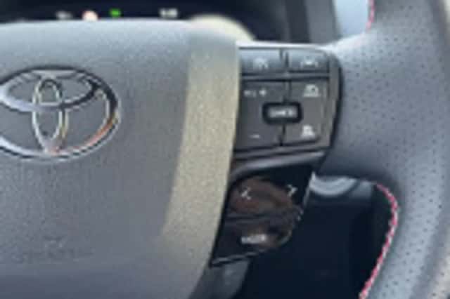 Toyota C hr (2026) thumbnail 52