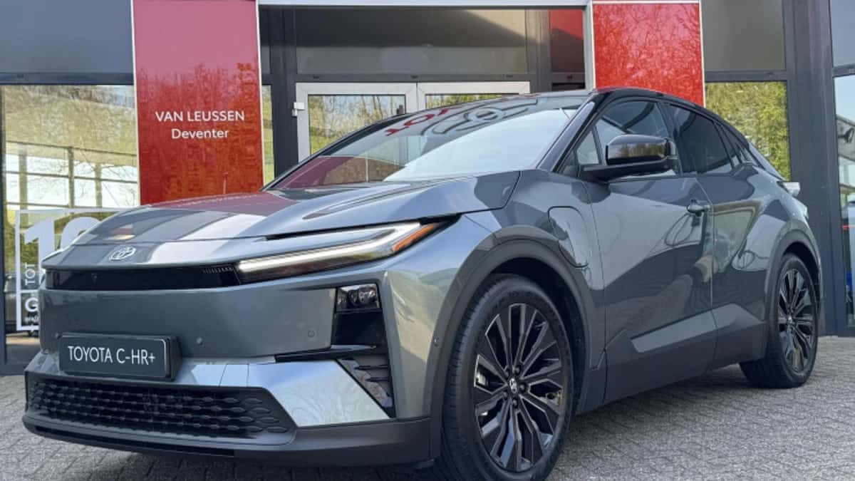 Toyota C hr (2026) — foto 1