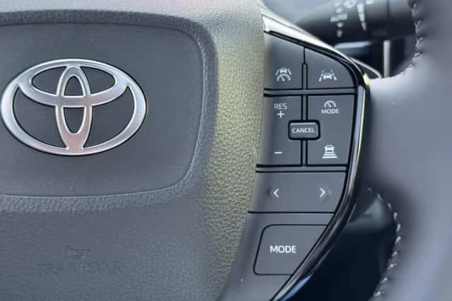 Toyota C hr (2026) thumbnail 25