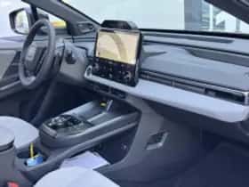 Toyota C hr (2026) thumbnail 4
