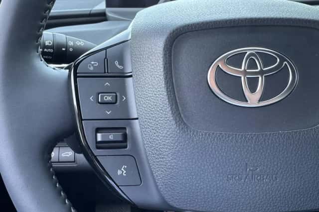 Toyota bZ4X (2026) thumbnail 23