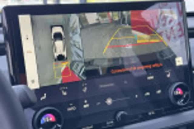 Toyota bZ4X (2026) thumbnail 38
