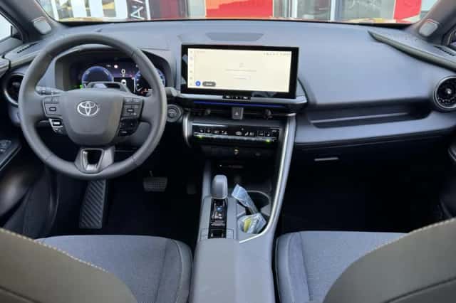 Toyota C hr (2026) thumbnail 17