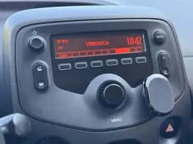 Toyota Aygo (2017) thumbnail 19