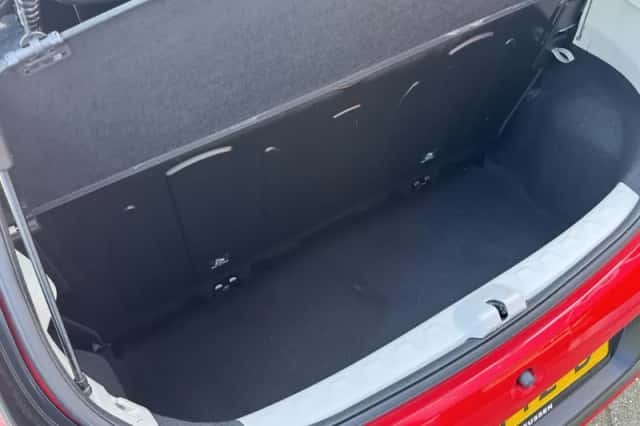Toyota Aygo (2017) thumbnail 21