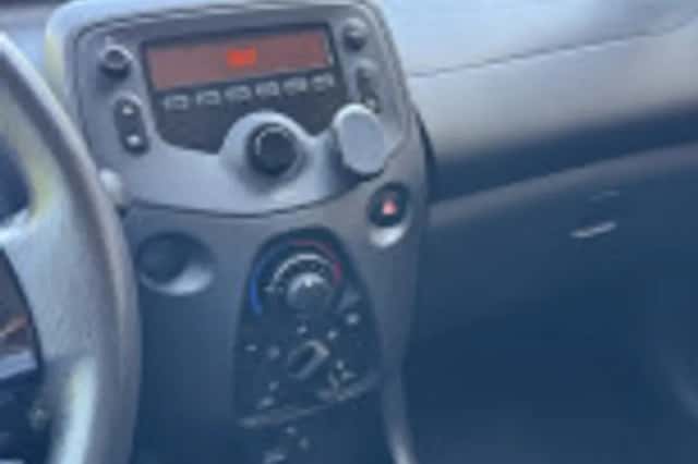 Toyota Aygo (2017) thumbnail 31