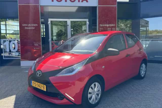 Toyota Aygo (2017) thumbnail 46
