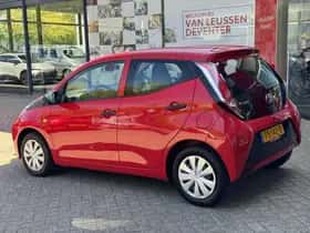 Toyota Aygo (2017) thumbnail 51