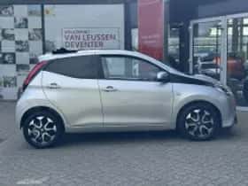Toyota Aygo (2021) thumbnail 3
