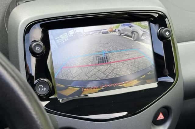 Toyota Aygo (2021) thumbnail 23