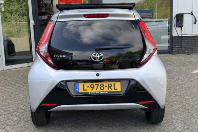 Toyota Aygo (2021) thumbnail 30