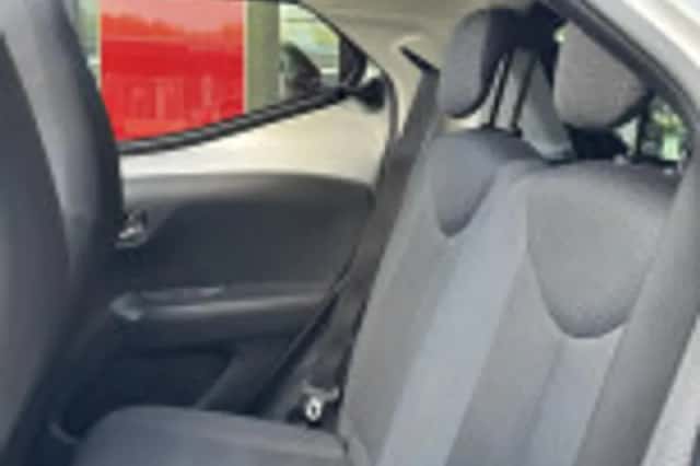 Toyota Aygo (2021) thumbnail 38