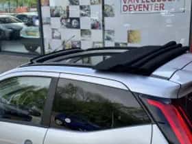 Toyota Aygo (2021) thumbnail 5