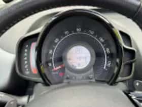 Toyota Aygo (2021) thumbnail 44