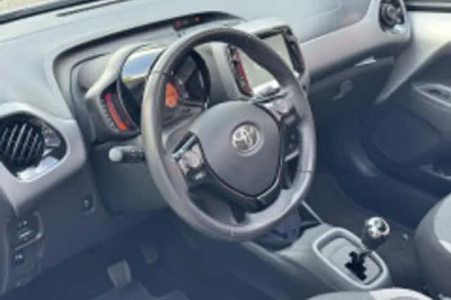 Toyota Aygo (2021) thumbnail 6