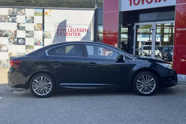 Toyota Avensis (2016) thumbnail 19