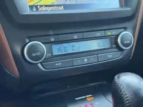 Toyota Avensis (2016) thumbnail 23