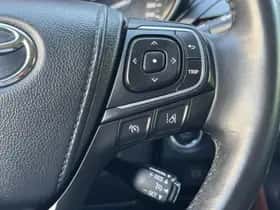 Toyota Avensis (2016) thumbnail 26