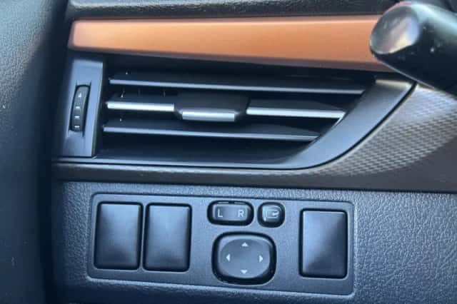 Toyota Avensis (2016) thumbnail 30