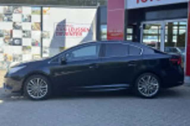 Toyota Avensis (2016) thumbnail 33
