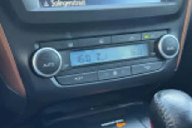 Toyota Avensis (2016) thumbnail 47