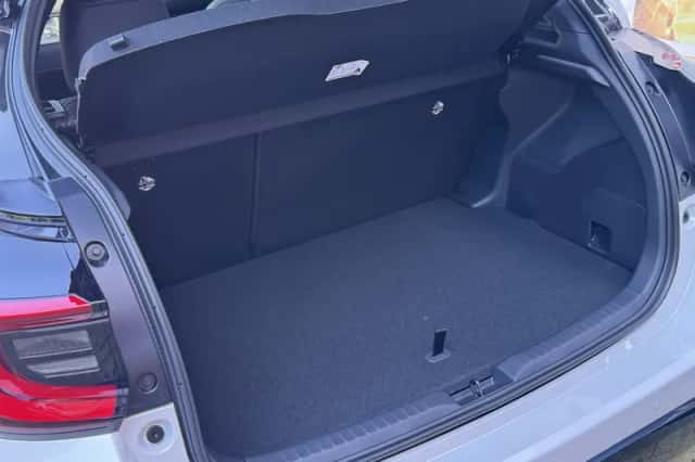 Toyota Yaris (2026) thumbnail 30