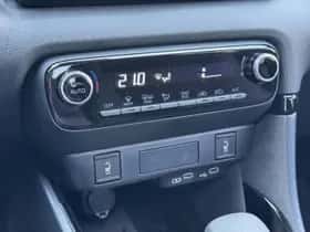 Toyota Yaris (2026) thumbnail 16