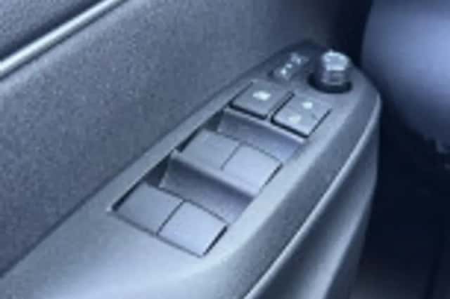 Toyota Yaris (2026) thumbnail 33