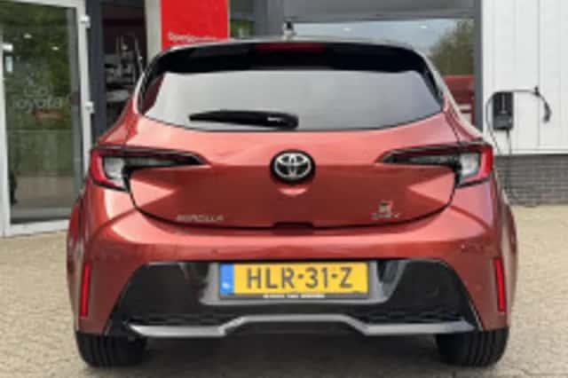 Toyota Corolla (2025) thumbnail 6