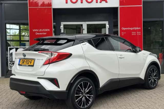 Toyota C hr (2018) thumbnail 11