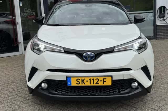 Toyota C hr (2018) thumbnail 28